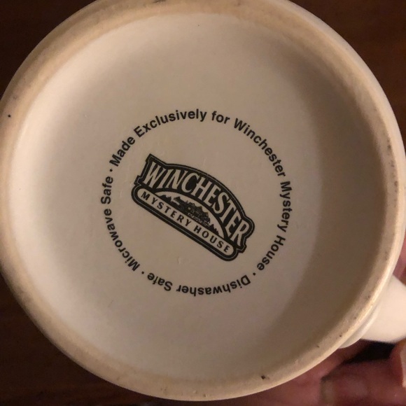 🎃Winchester Mystery House Mug - 844 $25 or $20 w/offer - Picture 3 of 3